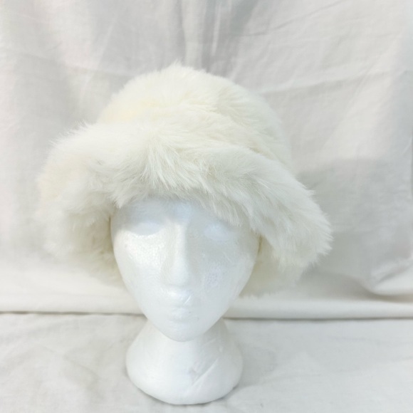 Faux Fur Bucket Hat in Cream - Picture 8 of 13